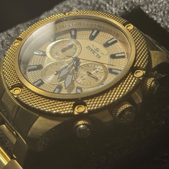 Invicta Men's 'Pro Diver' Quartz and Stainless Steel Watch Model: 22720 - Picture 5 of 8